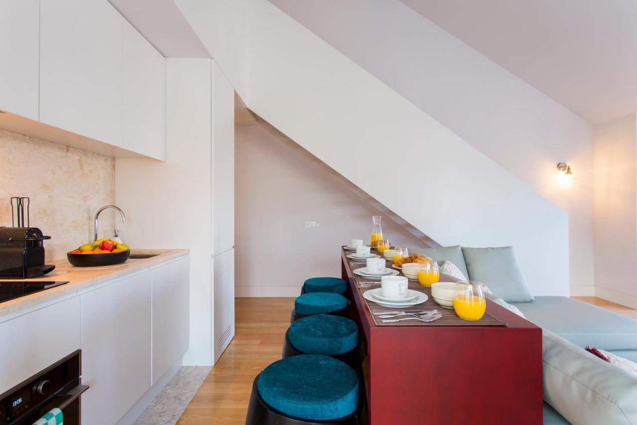 Leisure Luxury Downtown Duplex By Joivy